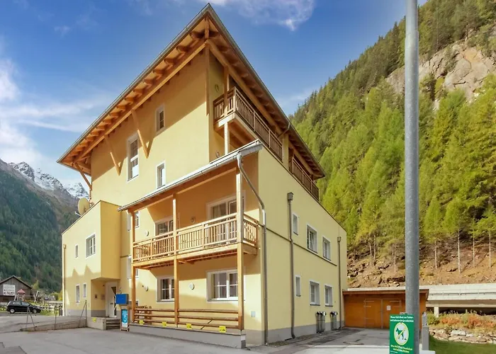 Bright Apartment Near Soelden With Ski Storage